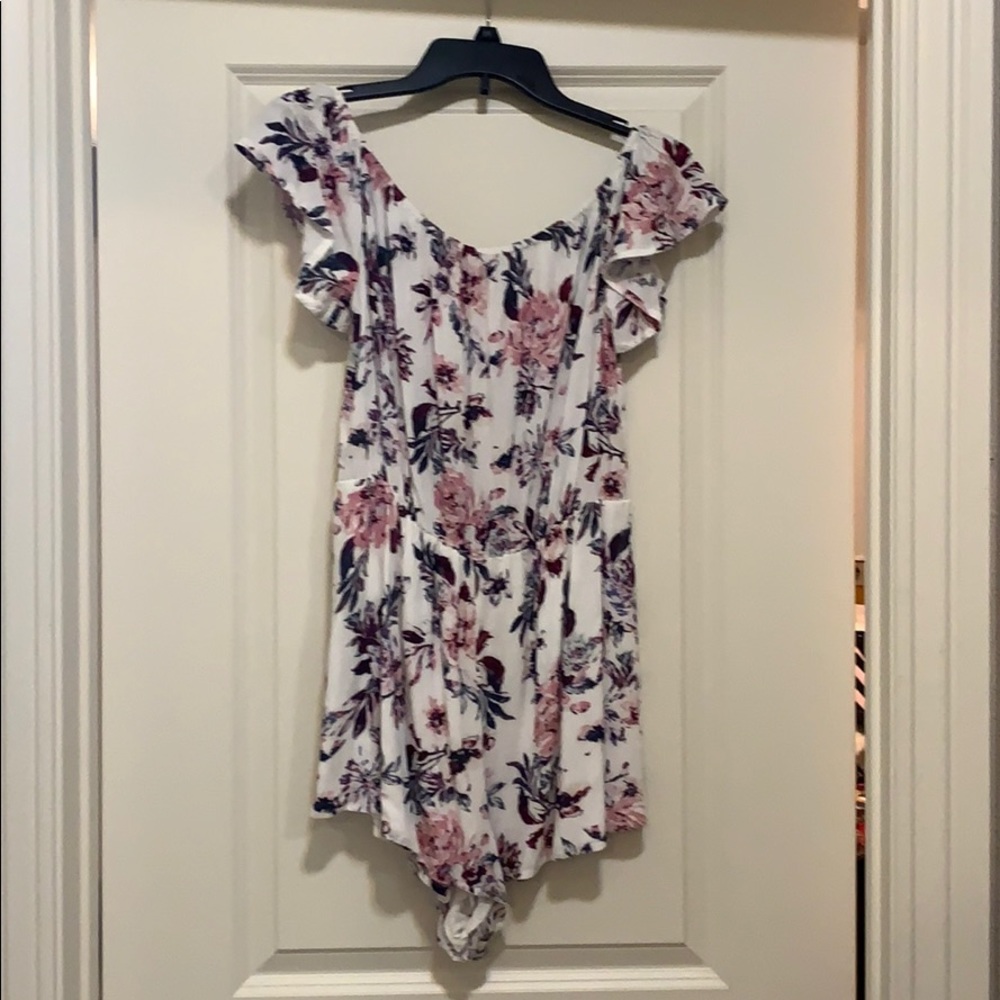 PacSun Kendall & Kylie Floral Romper